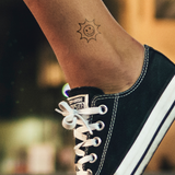 Tatuaje Sol con Smiley