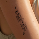 Tatuaje Pluma sencilla