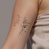 Tatuaje Combinado Flores de nacimiento y signos del zodíaco