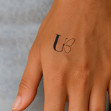 Tatuaje Mariposa con iniciales (A-Z)
