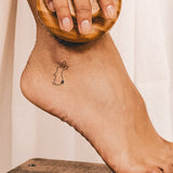 Tatuaje Silueta Conejo