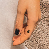 Tatuaje Huella de Perro Negra