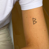 Tatuaje Runa "Crecimiento"