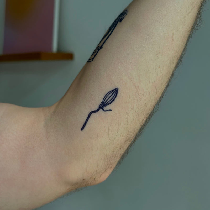 Tatuaje Harry Potter Escoba