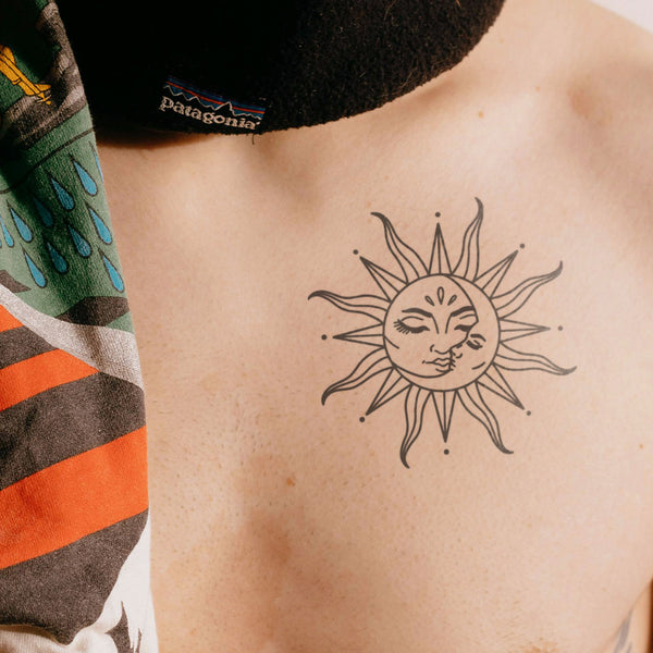 Tatuaje Abrazo Sol y Luna