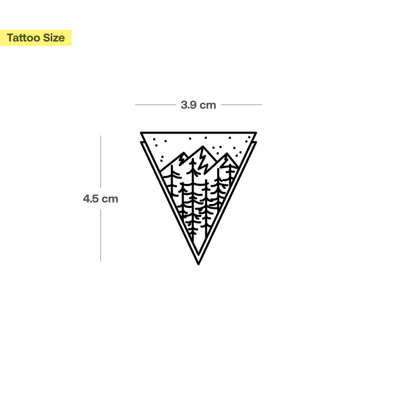 Tatuaje Triángulo Árbol y Montaña