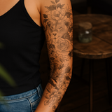 Tatuaje Manga leona con flores