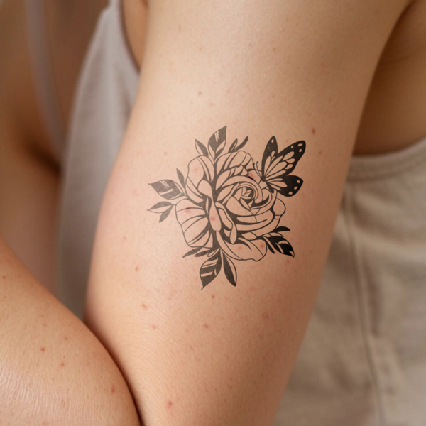 Tatuaje Rosa con mariposa