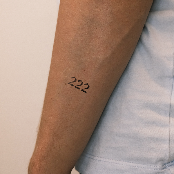 Tatuaje Número Angelical 222