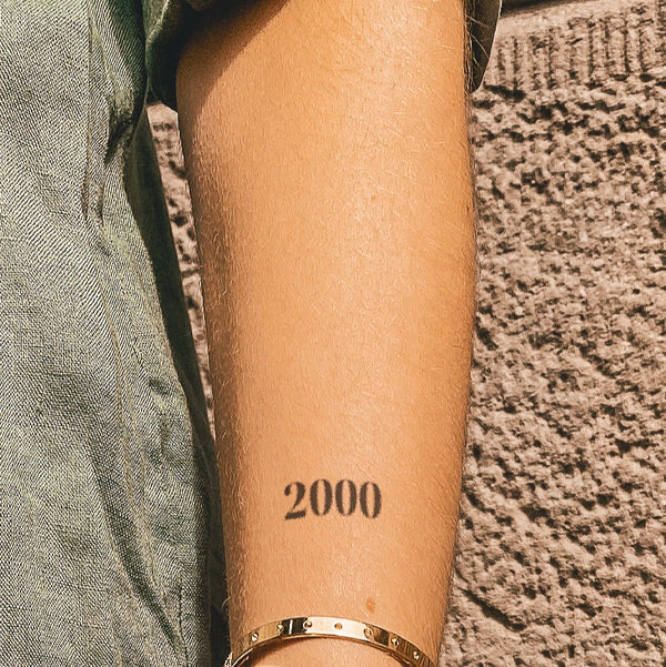 Tatuaje Cumpleaños 2000 (grueso)